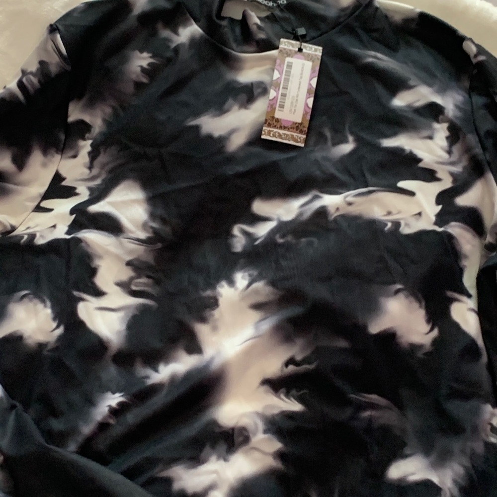 PLUS TIE DYE RIB TURTLENECK TOP